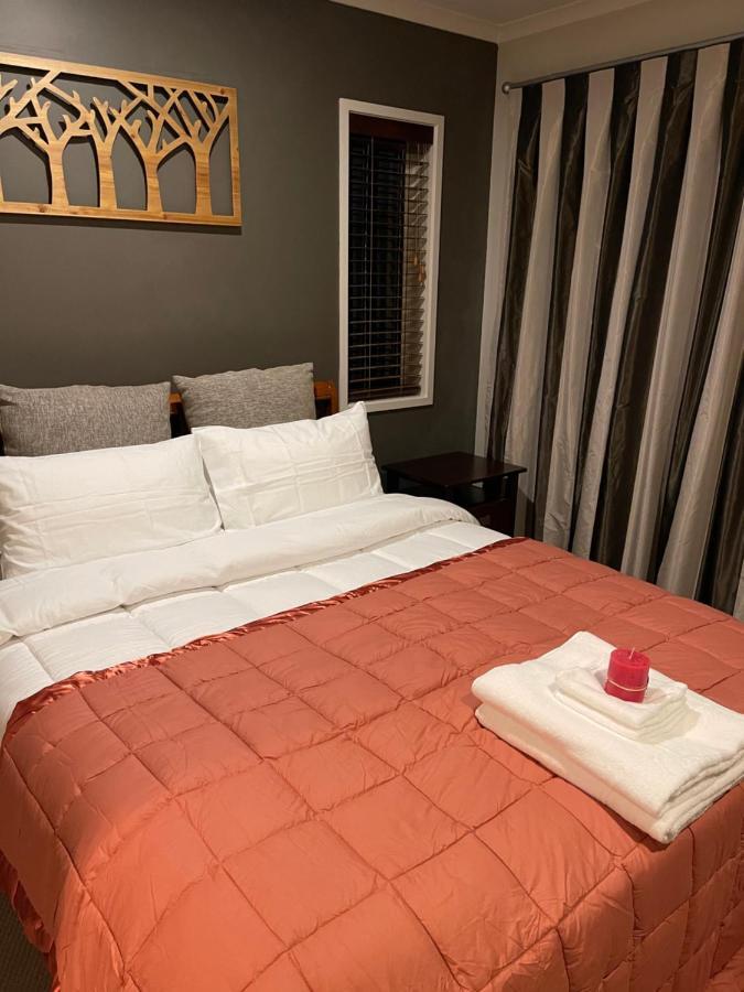 Ruth'S House Homestay Master Room With Private Shower And Toilet Όκλαντ Εξωτερικό φωτογραφία